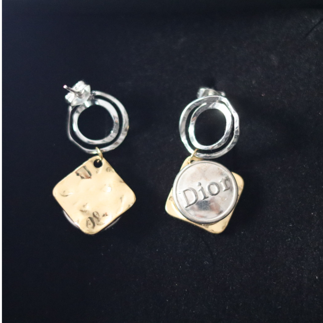 MOIRAS earrings