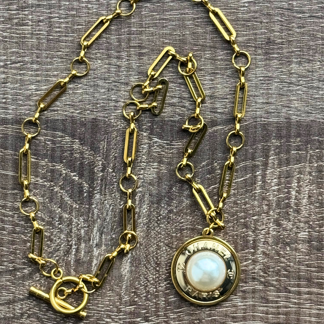 ANAIDEIA Necklace