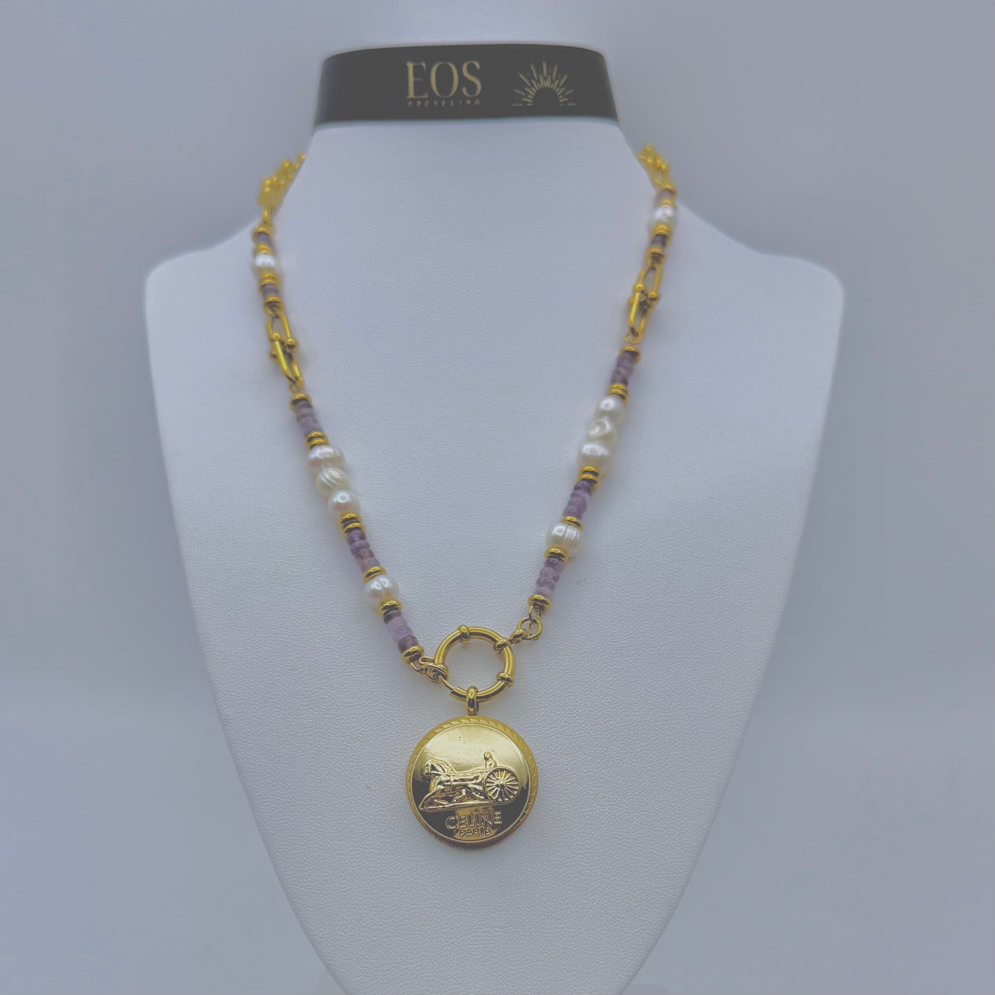 Collar artesanal FEDRA, pieza hecha a mano por EOS UPCYCLING