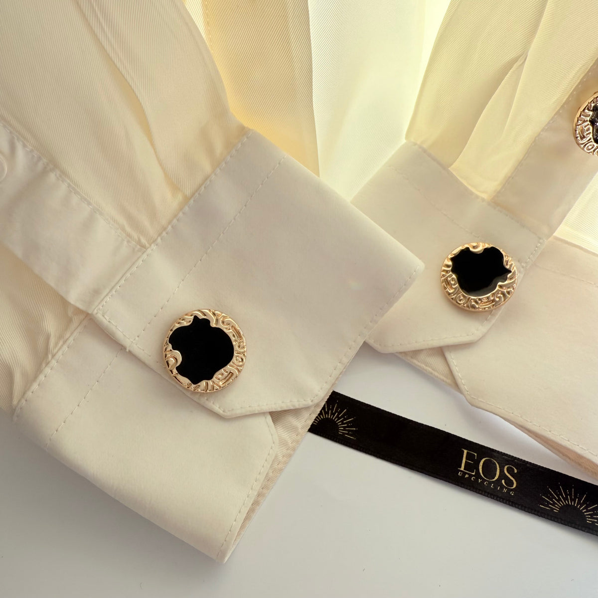 MONICA · EOS CLIC – Accesorio artesanal para camisa