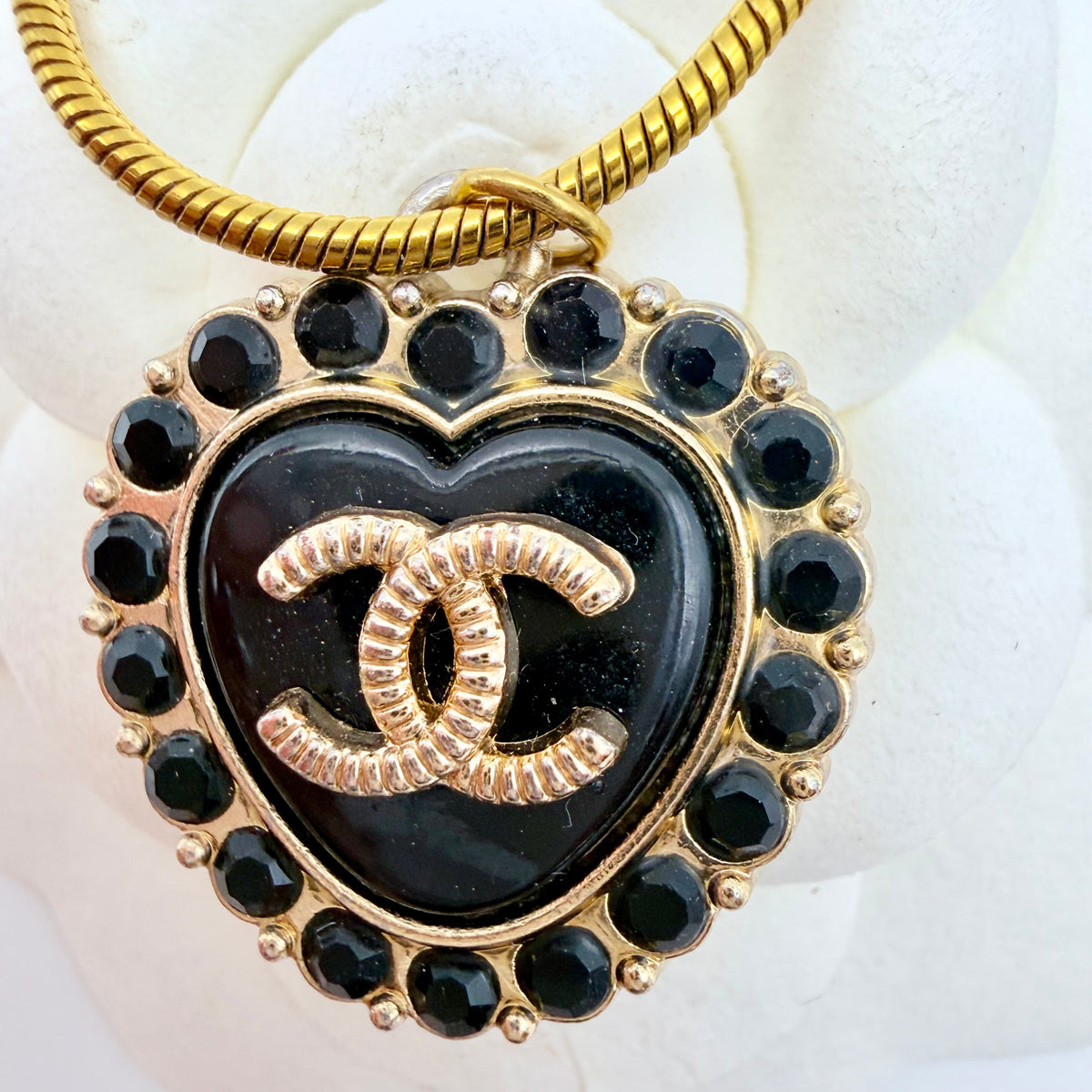 MAIA· Collar artesanal