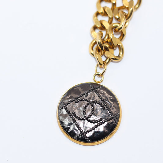 YASO Choker Necklace