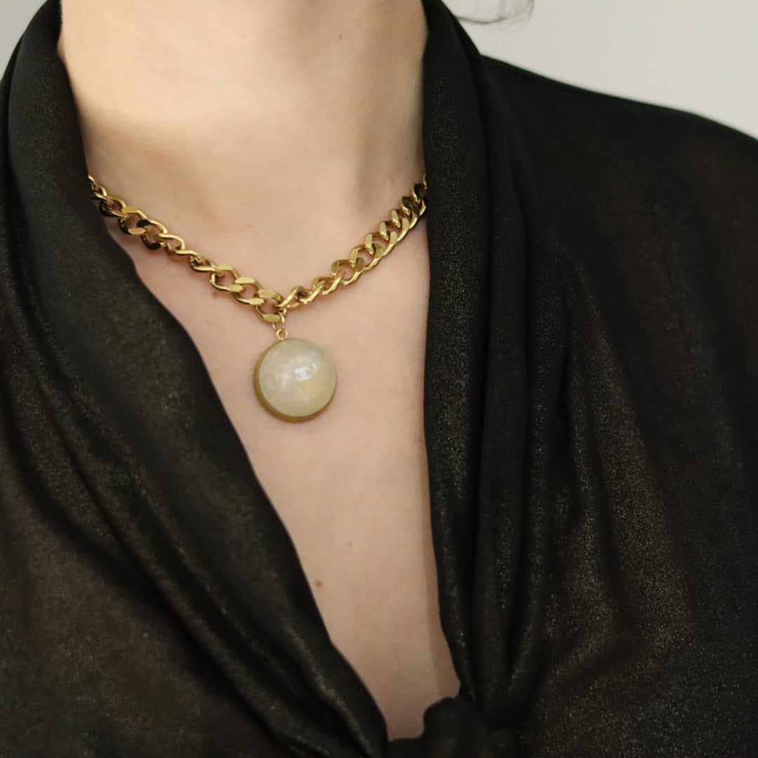 MENAE necklace