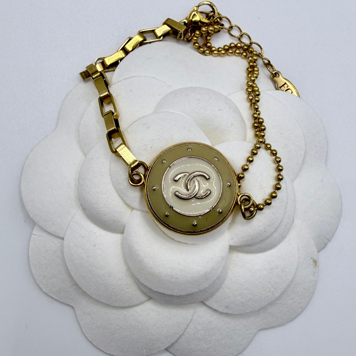 NORA · Pulsera artesanal