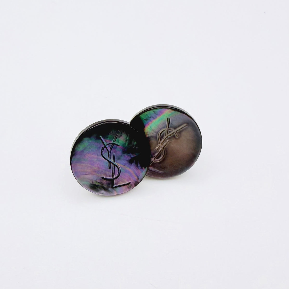CLEA . Pendientes artesanales
