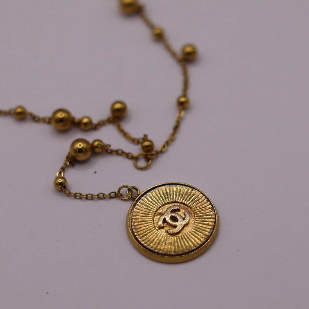 FEME necklace