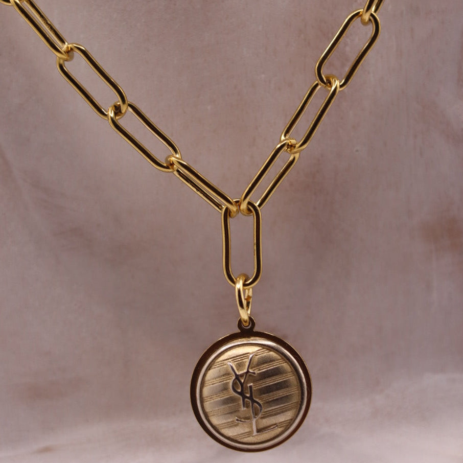 ENIO necklace