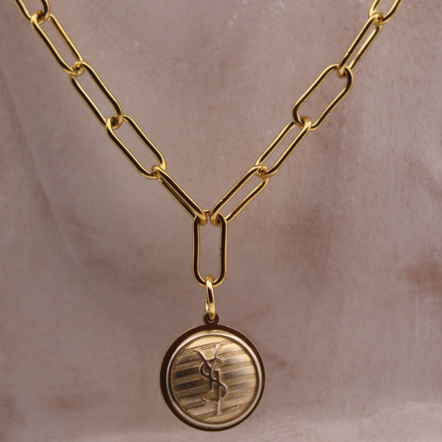 ENIO necklace