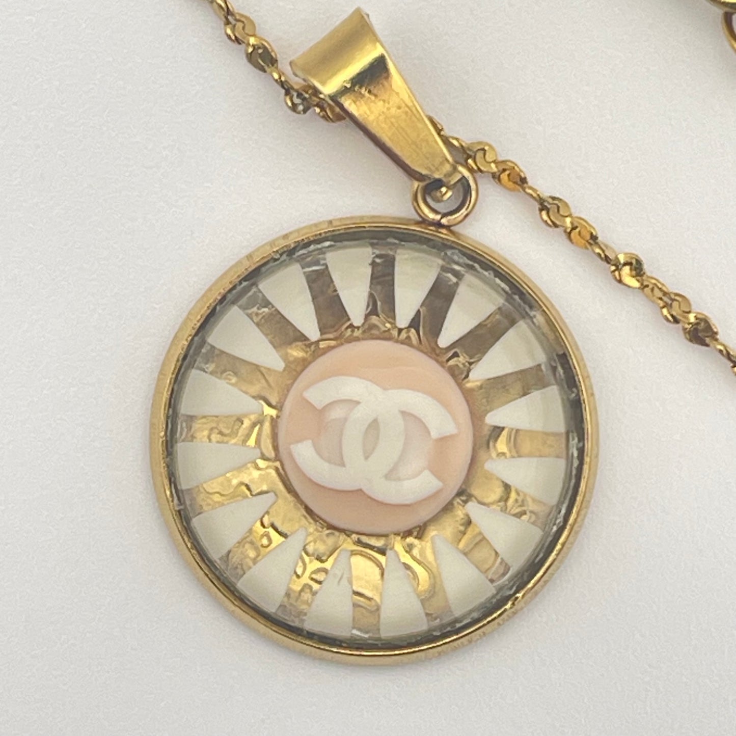 MACARIA necklace
