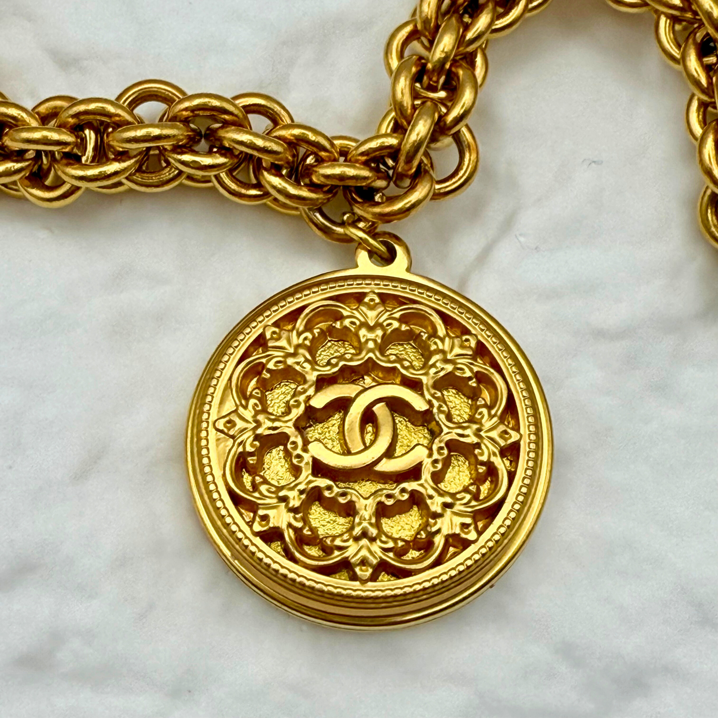 Collar ILITIA