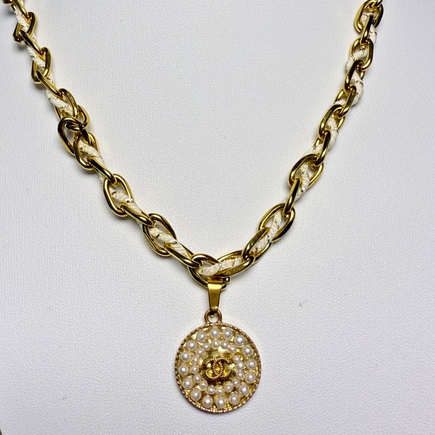 Collar MUSA