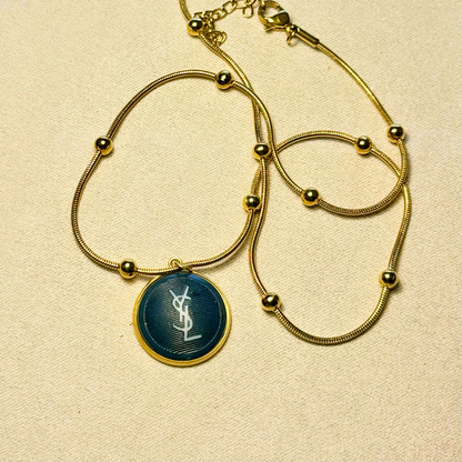 Collar PISTIS