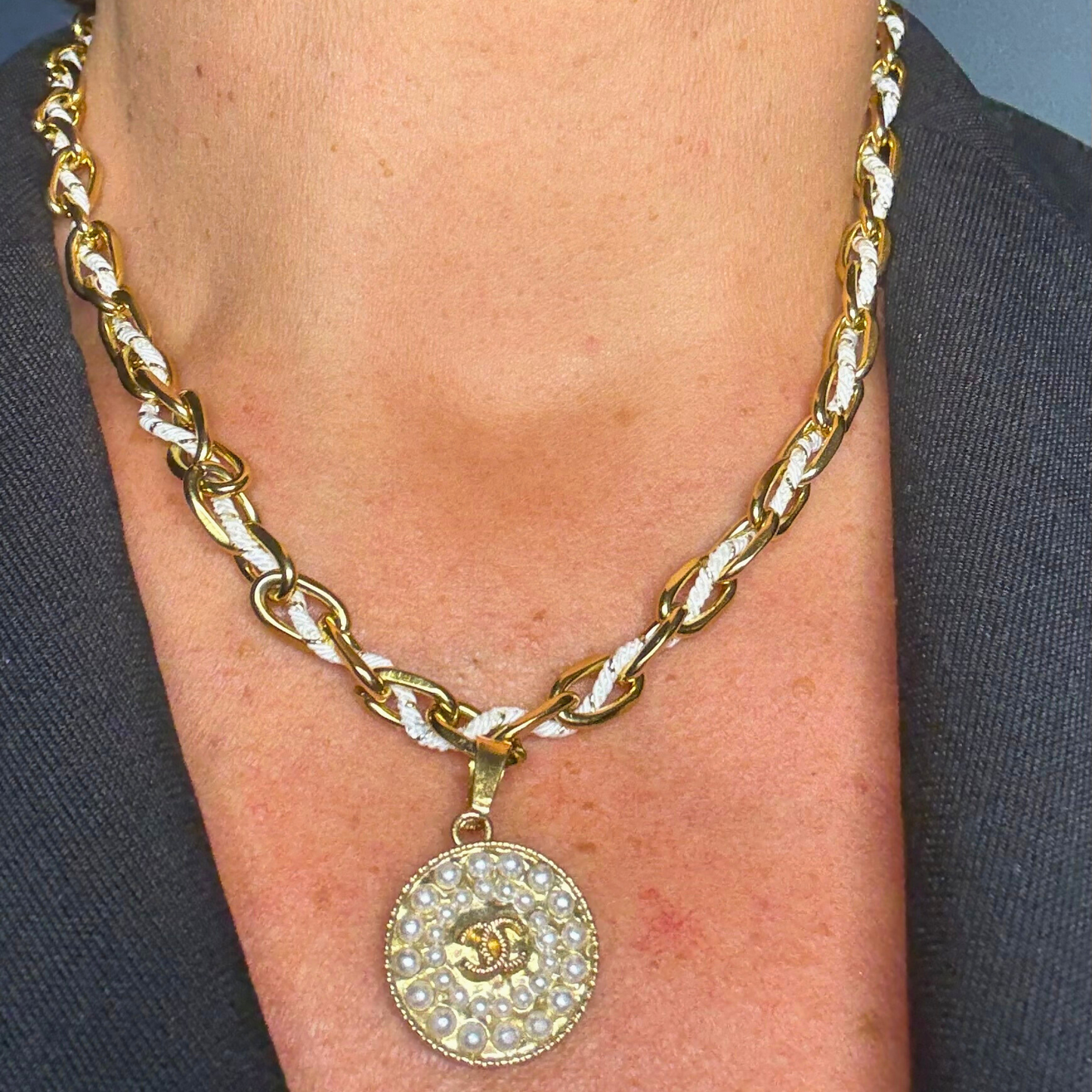 Collar MUSA