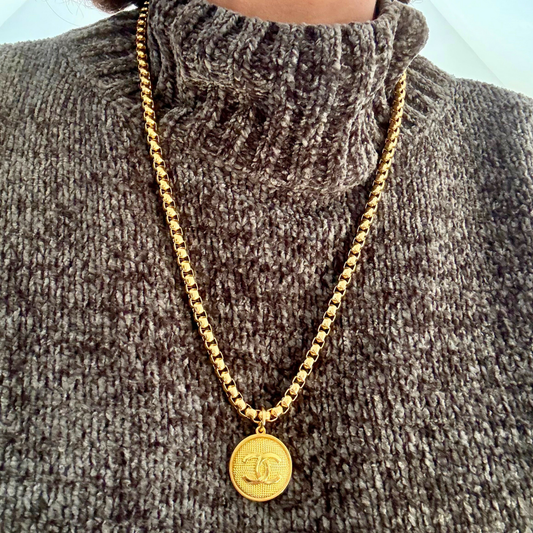 CLOTO sautoir collar