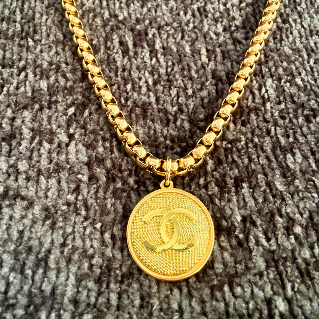 CLOTO sautoir collar