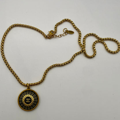  Collar artesanal HISMINAS, pieza hecha a mano por EOS UPCYCLING. El regalo personalizado para una mujer. 