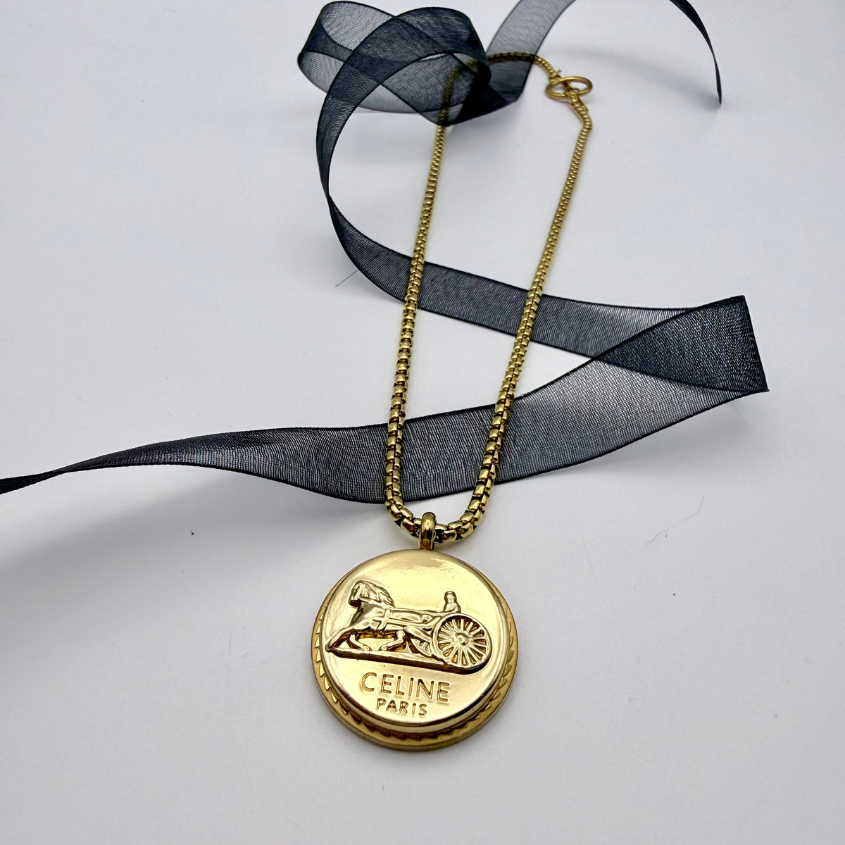 KALIKA· Collar artesanal