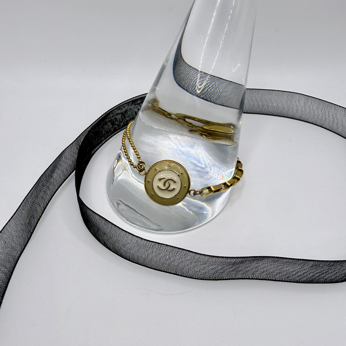 NORA · Pulsera artesanal