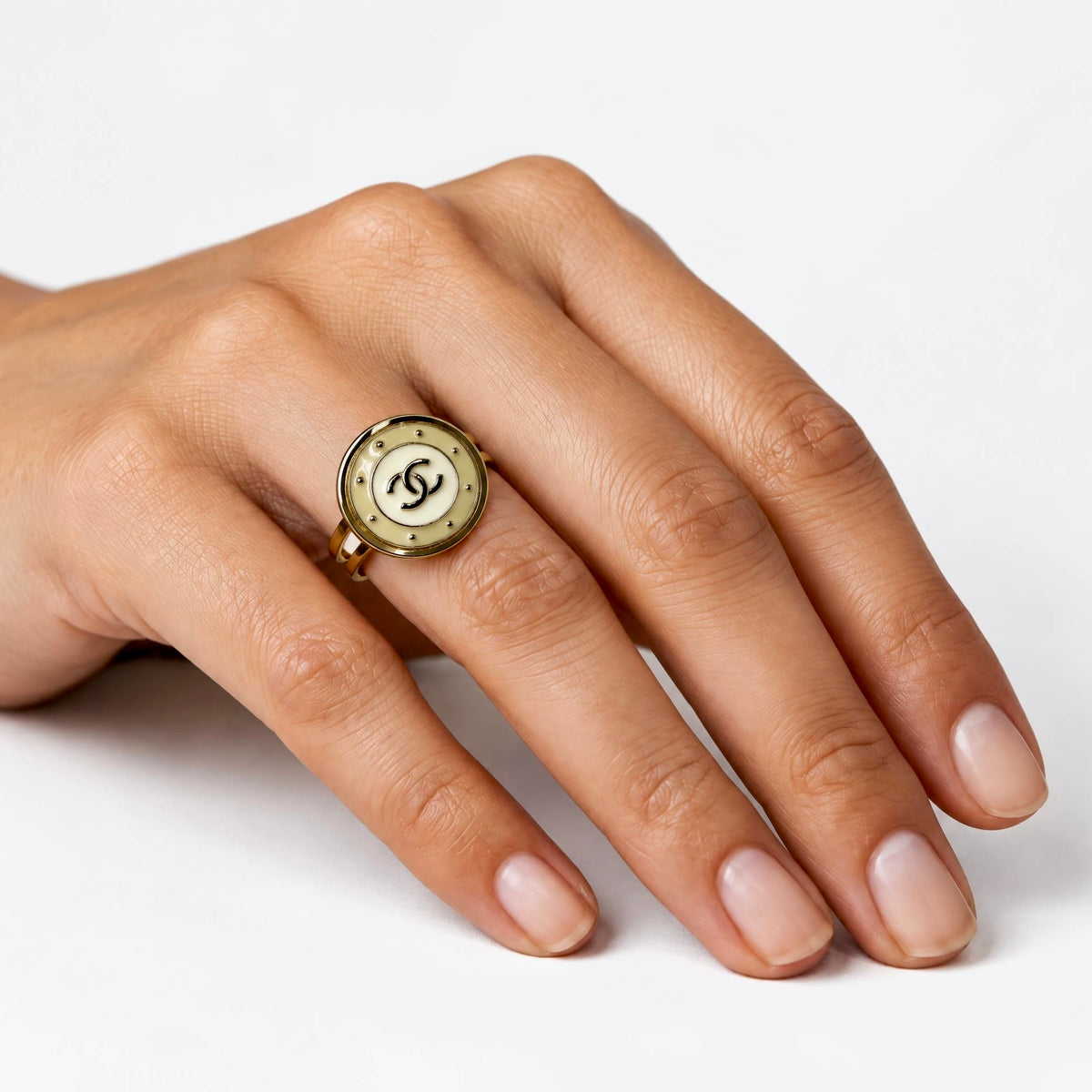 NELA · Anillo artesanal