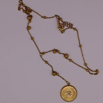 FEME necklace