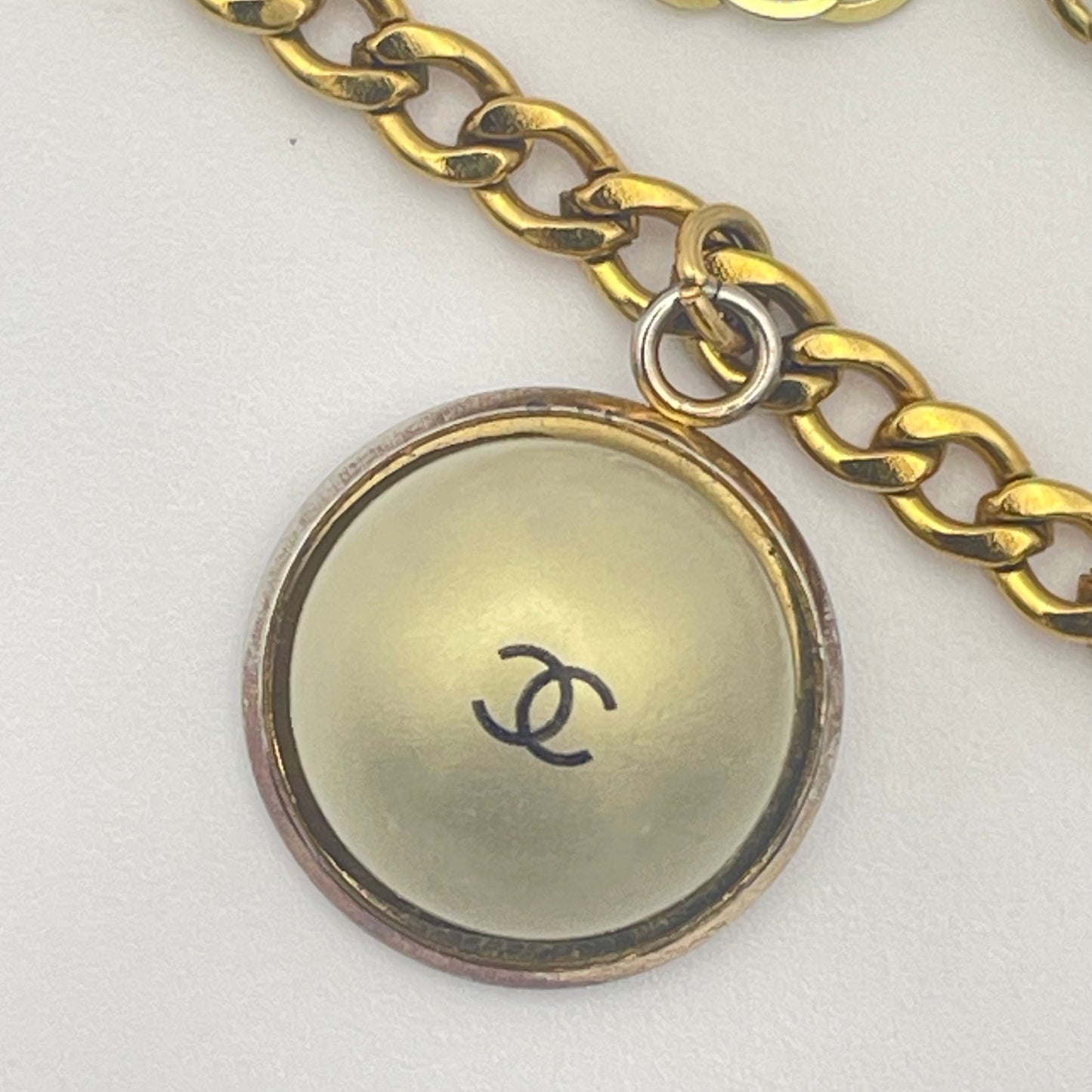AIDOS necklace